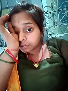 Snapshot of Hot_crety chatting on October 6, 2025, 11:55 am Hot crety online show from October 6, 2025, 11:55 am