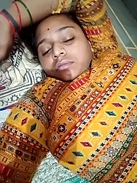 Snapshot of Hot_crety chatting on September 23, 2025, 11:23 pm Hot crety online show from September 23, 2025, 11:23 pm