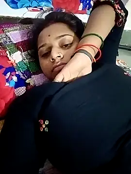 Snapshot of Hot_crety chatting on September 10, 2025, 2:21 am Hot crety online show from September 10, 2025, 2:21 am