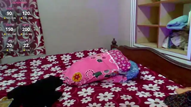 cute girl007 online show from June 19, 2026, 6:08 am