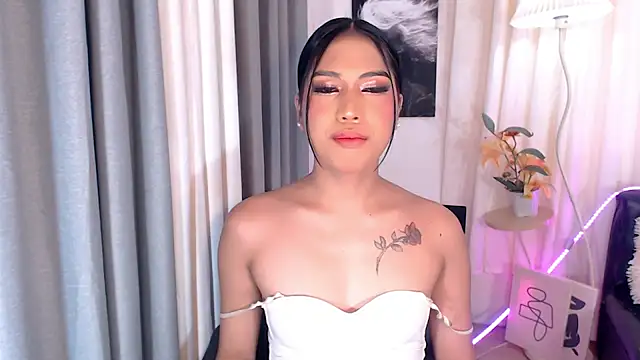 Sassy Suzuhime online show from April 8, 2026, 6:53 pm