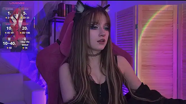 LiliLuna online show from March 27, 2026, 6:31 pm