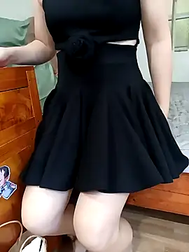 MinhChauXXX19 online show from September 21, 2025, 2:39 am