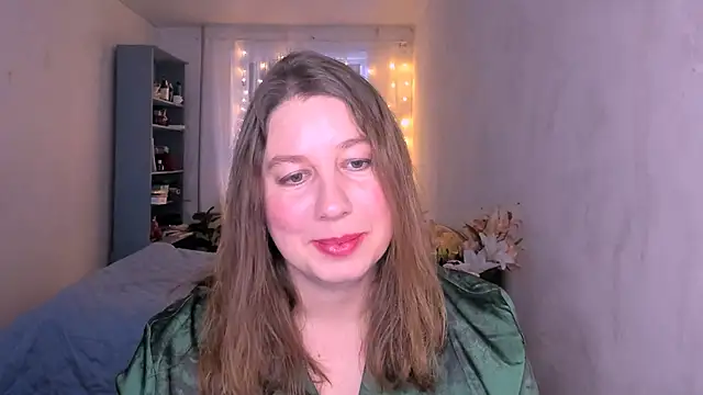 NancySanders online show from December 17, 2025, 8:52 am