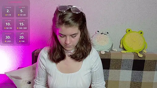 ElzaBlis online show from August 1, 2026, 1:09 pm