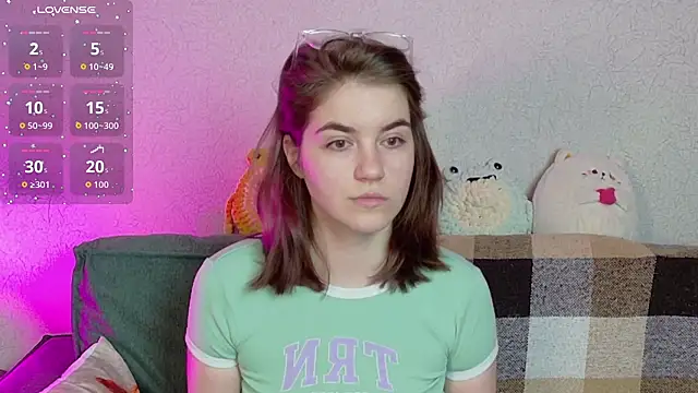 Snapshot of ElzaBlis chatting on April 16, 2026, 3:24 pm ElzaBlis online show from April 16, 2026, 3:24 pm