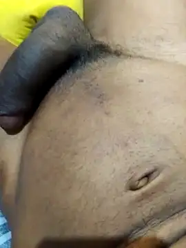 mayevviaqui online show from April 15, 2026, 10:21 pm