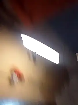 mayevviaqui online show from February 7, 2026, 6:27 pm