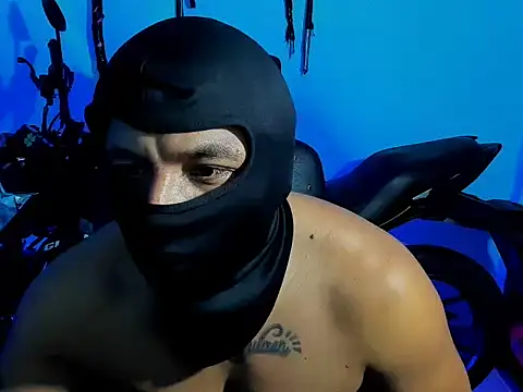 zeus 7777 online show from October 4, 2025, 7:54 am