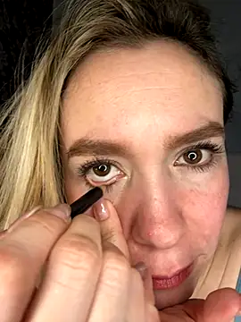 BritgetPsychol online show from November 4, 2025, 2:37 am