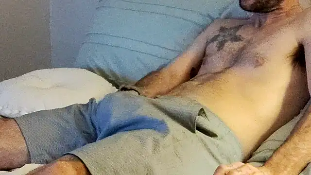 Italian69Stallion online show from December 19, 2025, 1:02 pm