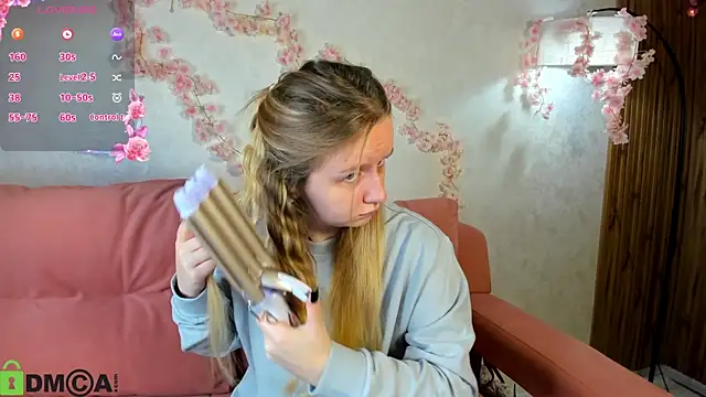 Rina Panic online show from September 19, 2025, 11:42 pm