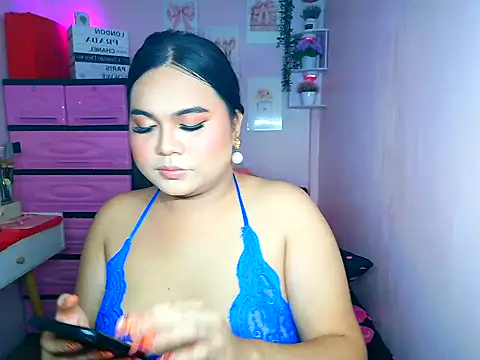 YourThicc bella online show from July 8, 2026, 3:56 pm