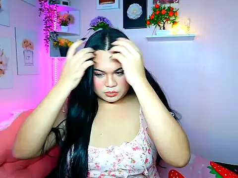 YourThicc bella online show from August 1, 2026, 5:44 pm