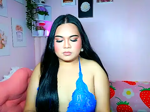 YourThicc bella online show from July 25, 2026, 5:41 pm