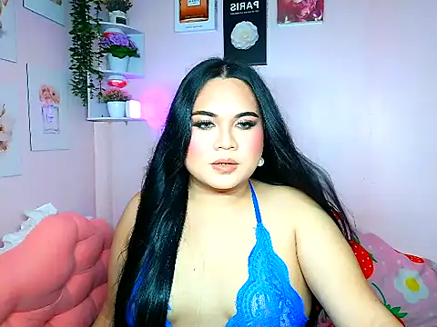 YourThicc bella online show from July 21, 2026, 3:13 pm