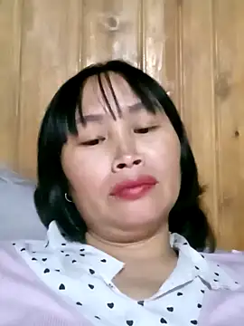 maple694 online show from November 12, 2025, 12:42 pm