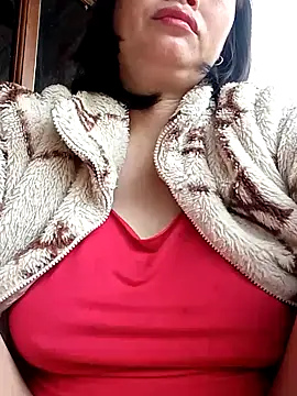 maple694 online show from November 6, 2025, 2:04 am