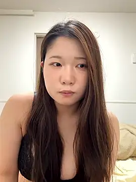 Snapshot of _YUNOo0_ chatting on December 17, 2025, 2:22 pm YUNOo0 online show from December 17, 2025, 2:22 pm