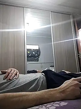 Snapshot of 12dery chatting on October 13, 2025, 2:29 pm 12dery online show from October 13, 2025, 2:29 pm