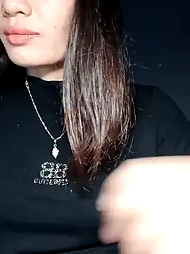 Hinna x online show from December 5, 2025, 12:48 pm