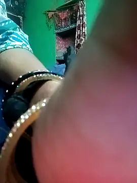 kajalbhabhi44 online show from April 22, 2026, 5:42 pm