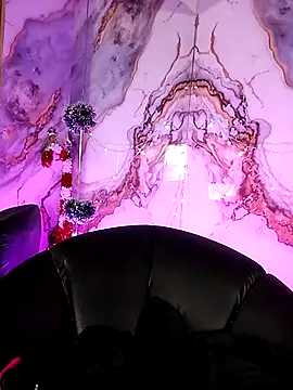 catalina santana20 online show from January 13, 2026, 8:24 pm