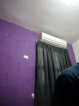 Snapshot of Mounstro3 chatting on December 2, 2025, 12:00 am Mounstro3 online show from December 2, 2025, 12:00 am