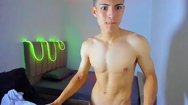 Matiius18 online show from June 24, 2026, 2:26 pm
