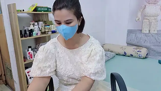 Snapshot of MichiLovely chatting on September 22, 2025, 9:43 pm MichiLovely online show from September 22, 2025, 9:43 pm