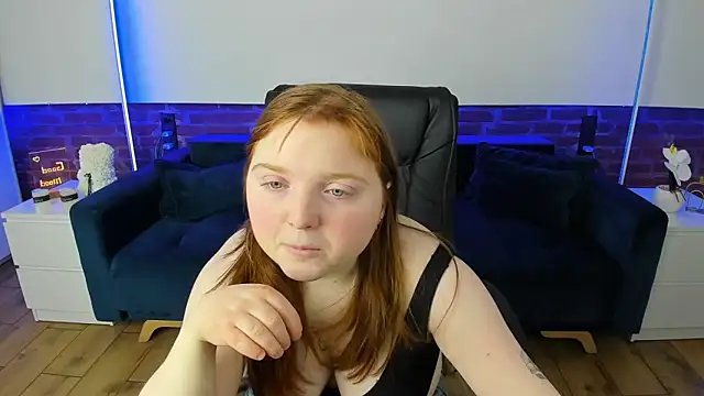 KattyRose8 online show from February 9, 2026, 7:12 pm