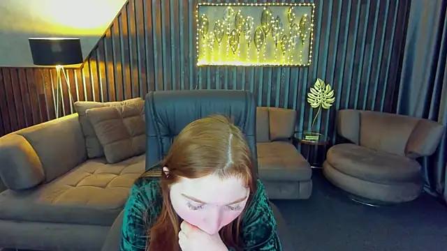 KattyRose8 online show from April 13, 2026, 5:44 am