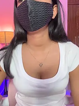 Neha18 online show from April 1, 2026, 5:21 pm