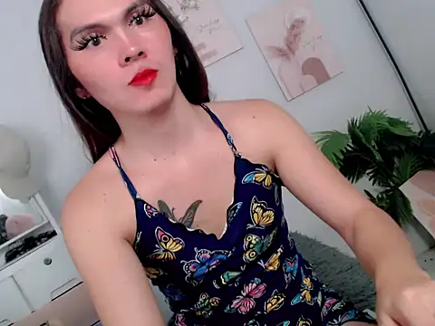 Snapshot of Pinkyweb_03 chatting on July 11, 2026, 3:18 am Pinkyweb 03 online show from July 11, 2026, 3:18 am