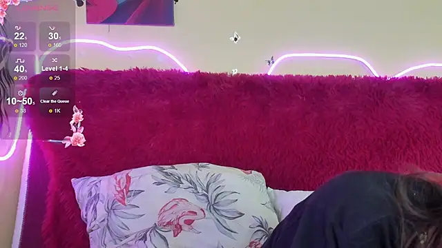 AliceHaris online show from November 30, 2025, 1:39 am