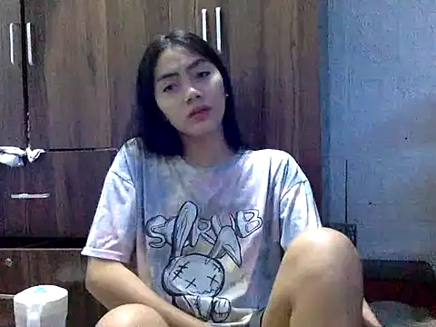 Snapshot of uramandapitite chatting on November 3, 2025, 9:24 am uramandapitite online show from November 3, 2025, 9:24 am