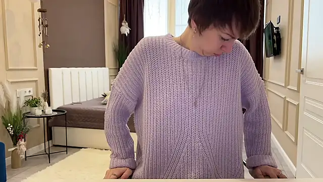 daniellia  online show from February 9, 2026, 9:18 am