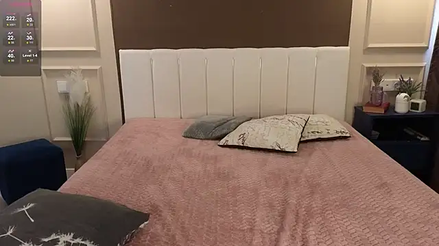 daniellia  online show from September 10, 2025, 8:13 am