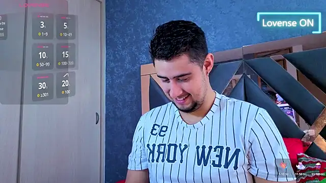 ryan evanss online show from November 23, 2025, 12:48 pm