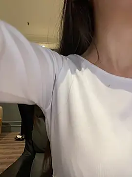 MengMeng0515 online show from March 1, 2026, 2:17 pm