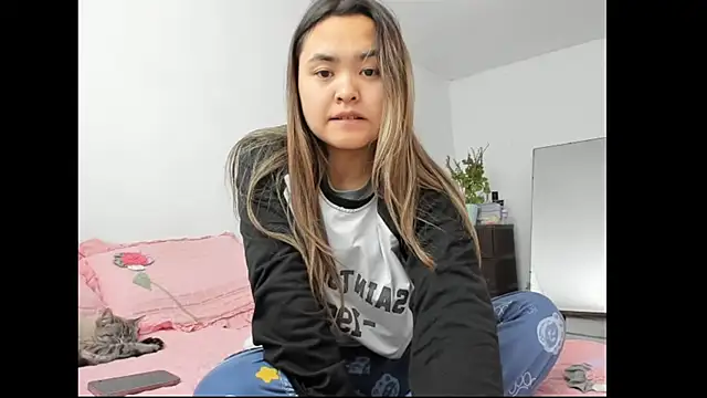 Snapshot of saika_blush chatting on January 14, 2026, 6:28 am saika blush online show from January 14, 2026, 6:28 am