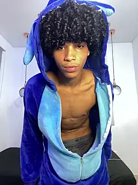 Violet Dream2 online show from April 7, 2026, 8:05 am