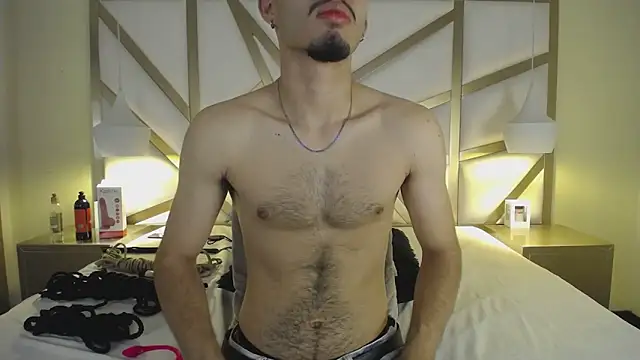 Snapshot of Jaxon_Carter chatting on February 19, 2026, 1:35 am Jaxon Carter online show from February 19, 2026, 1:35 am