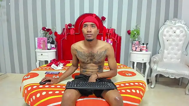 CaroyAndy online show from May 7, 2026, 12:30 pm