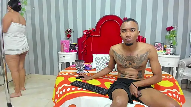 CaroyAndy online show from May 19, 2026, 12:34 pm