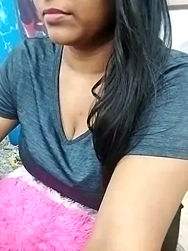 Shy Peehu online show from July 20, 2026, 6:21 pm