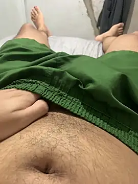 renannoviinho17z online show from April 22, 2026, 1:23 am