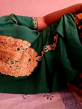 Mroma89six online show from November 20, 2025, 2:18 pm