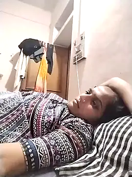 Sofia kuuu online show from September 21, 2025, 4:01 pm