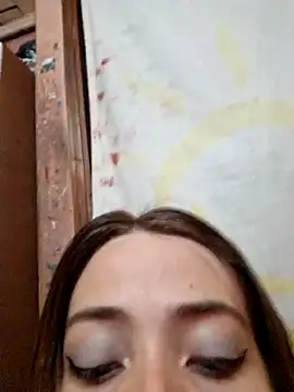 Snapshot of Tuconejita23 chatting on October 11, 2025, 5:47 pm Tuconejita23 online show from October 11, 2025, 5:47 pm